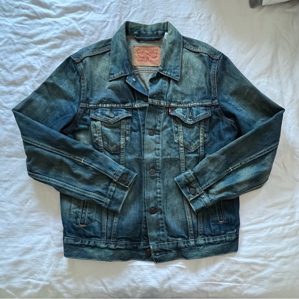Levi’s denim jacket